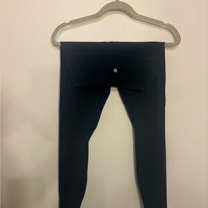 Adorable NAVY lululemon leggings